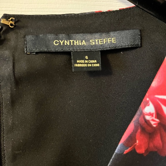 NWT floral fit & flare dress - Picture 4 of 12